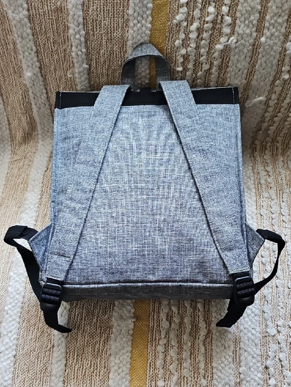 Herschel Supply Company City Mid-Volume Backpack